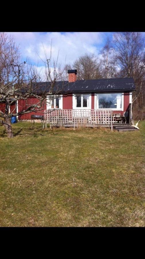 Semesterhus I Stockholms Skaergard, Runmaroe Vaermdoe Namdo Exterior foto